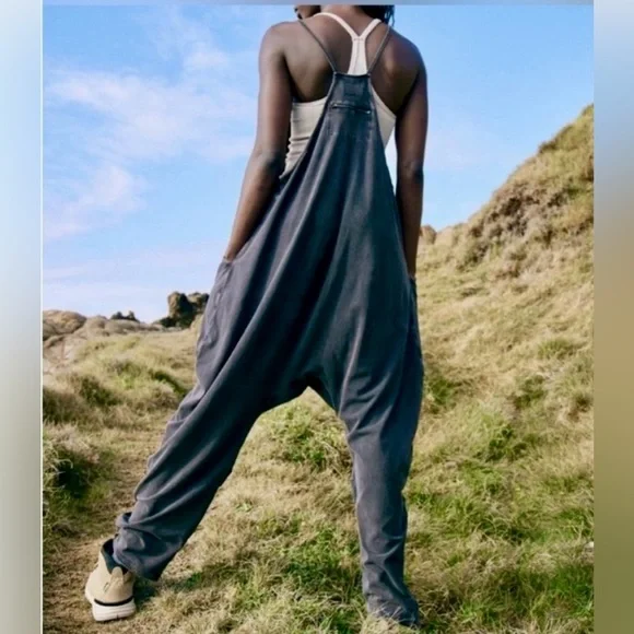 NWOT FREE PEOPLE MOVEMENT HOT SHOT ONESIE - Picture 3 of 6